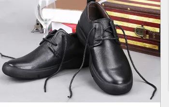 2 jaunas vīriešu kurpes korejiešu versija tendence 9 vīriešu ikdienas apavi elpojoši apavi, vīriešu apavi Q4M107